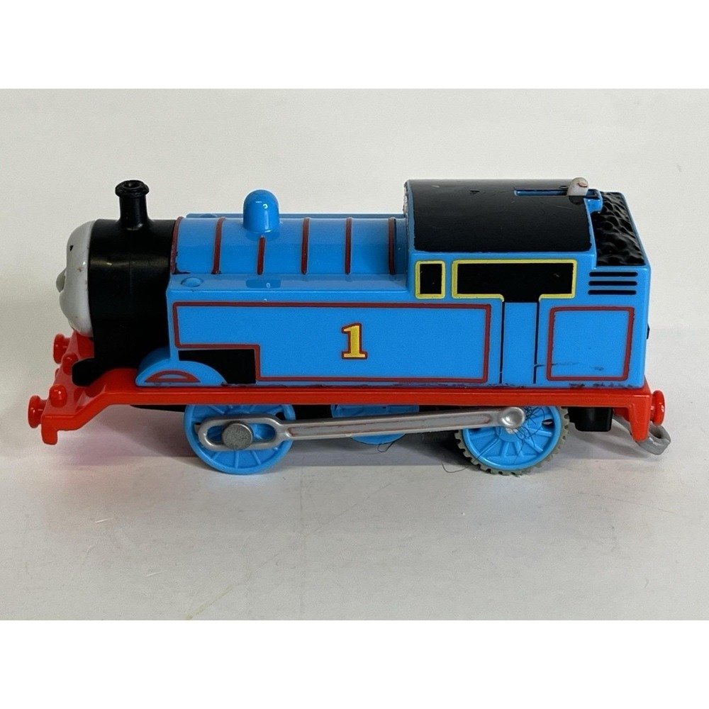2013 THOMAS #1 - Trackmaster Motorized Engine Train - - Picture 4 of 6